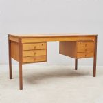 1738 8608 Skrivbord